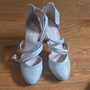 Elegant Silver Women's Strappy Heels